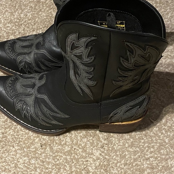 Ladies Ropers - Picture 2 of 3